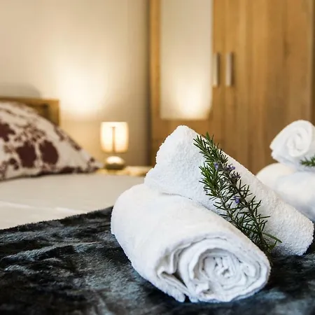 Dundo Baldo Apartment Split