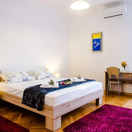 Dundo Baldo Apartment Split