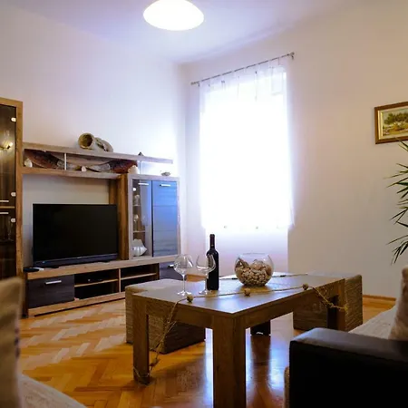 Dundo Baldo Apartment